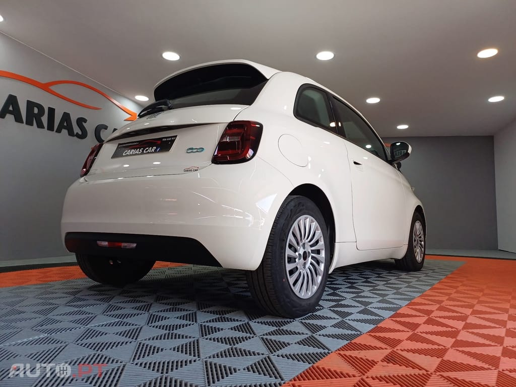 Fiat 500 e 95 23.8KWH ACTION