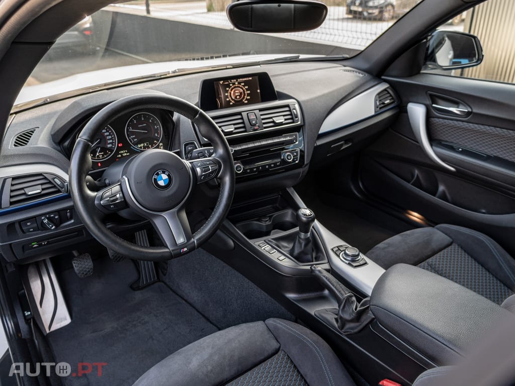 BMW 218 d Pack M