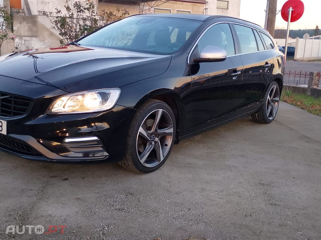 Volvo V60 D3 R-Design