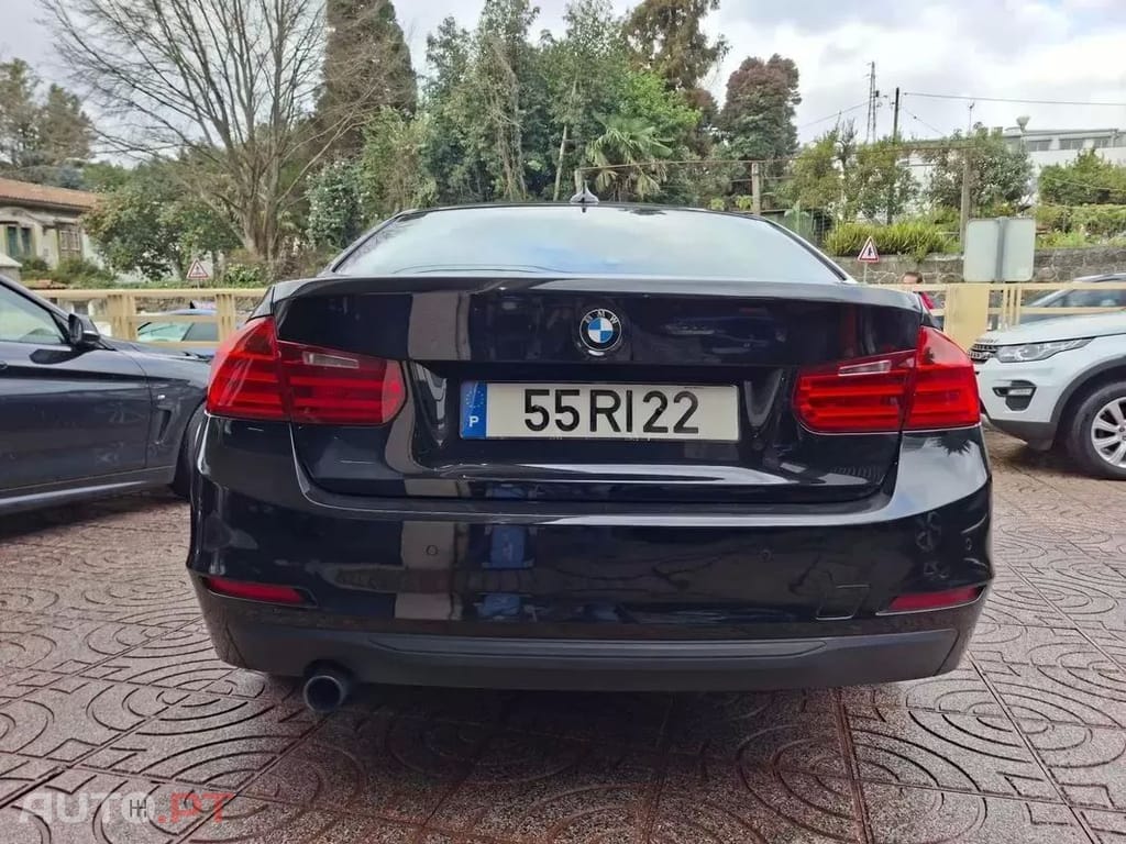 BMW 320  D Aut Blue Performance Sport Line