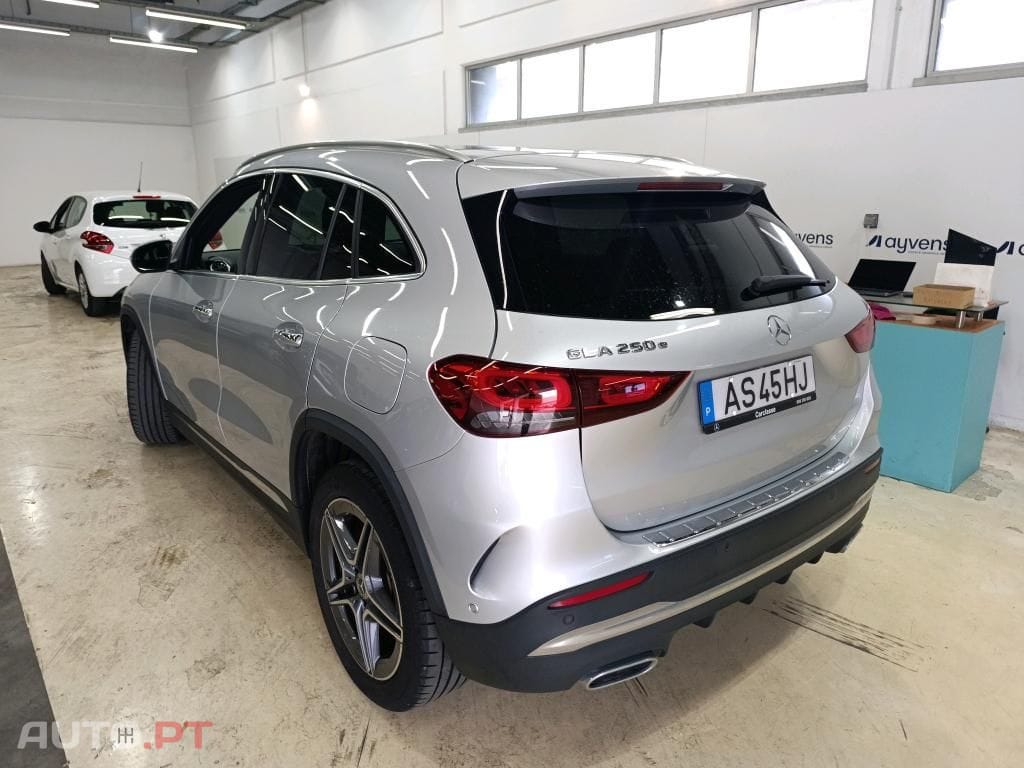 Mercedes-Benz GLA 250 e AMG Line