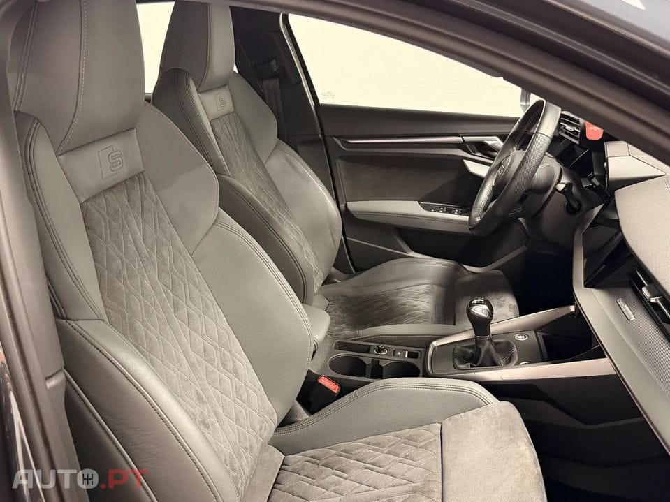 Audi A3 30 TDI S line