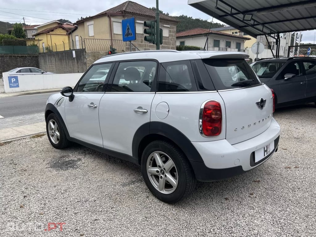 MINI Countryman One D