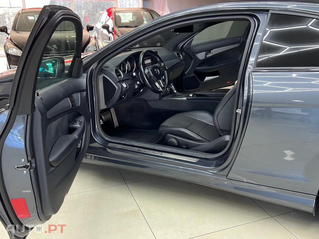 Mercedes-Benz C 220 CDI Coupe Amg Edition