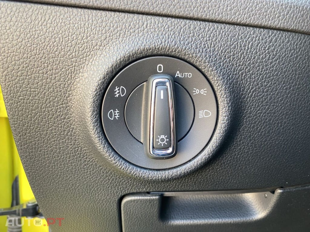 Skoda Superb Break 1.4 TSI iV Sportline +DSG+AHK I.V.A DEDUTIVEL 