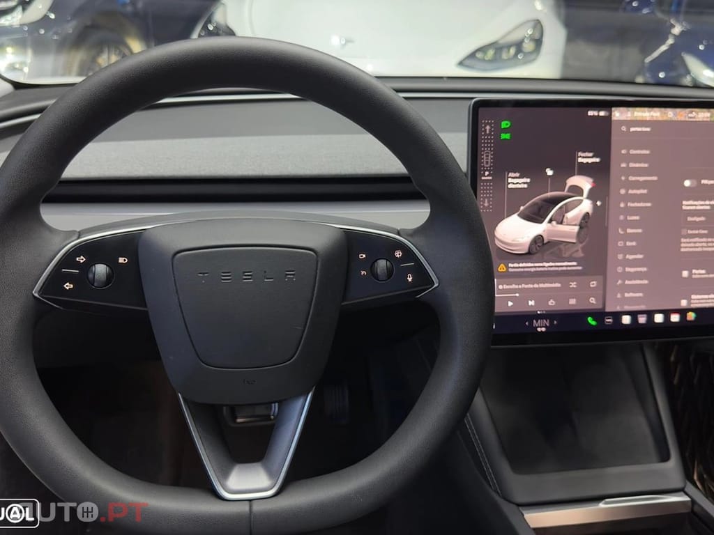 Tesla Model 3 Tração Traseira