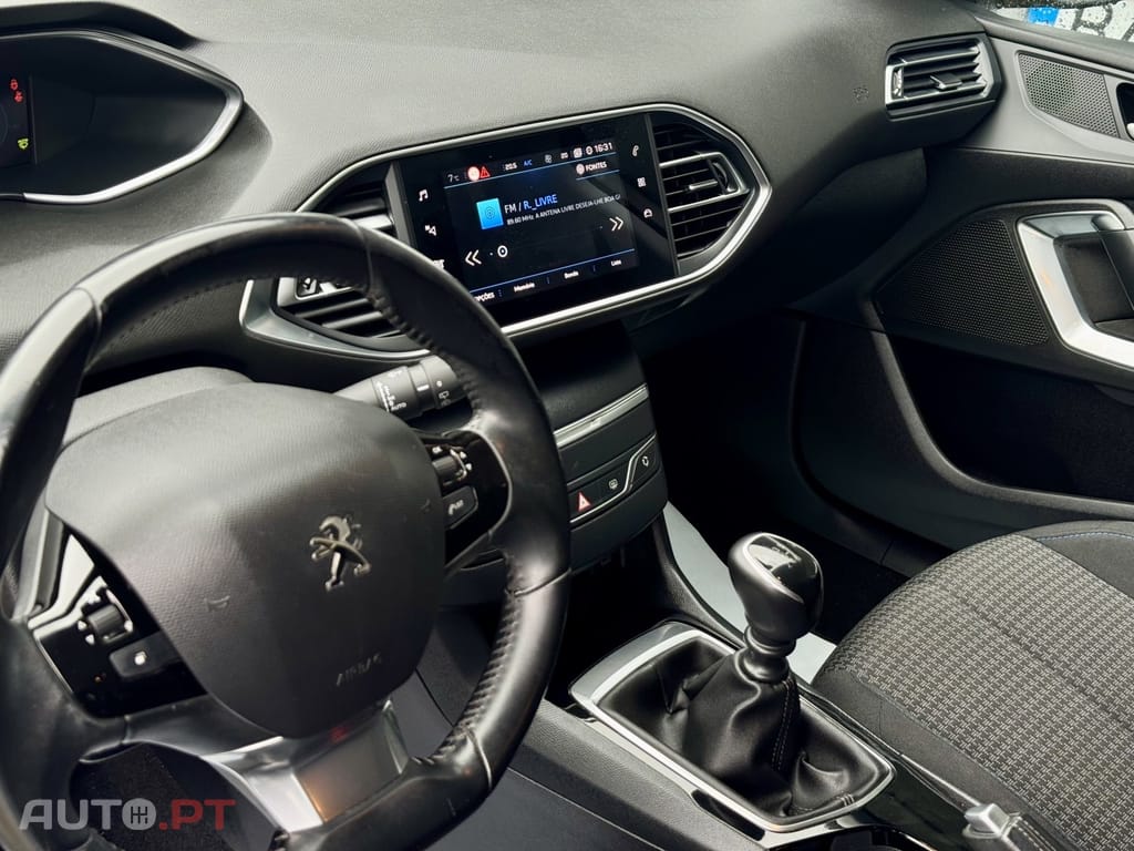 Peugeot 308 1.5 BlueHDi Style