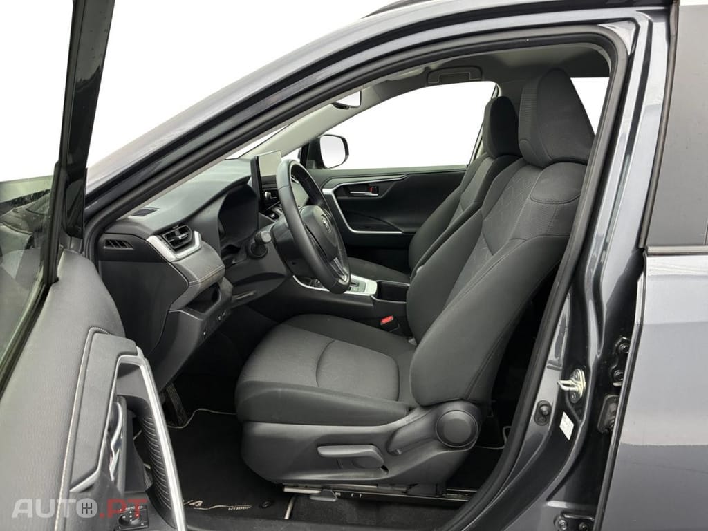 Toyota RAV4 2.5 Dynamic Business AWD