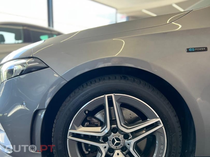 Mercedes-Benz A 250 e 8G-DCT AMG Line Advanced
