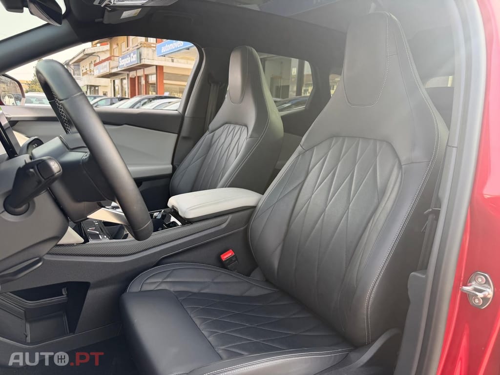 Ford Explorer 77 kWh Premium