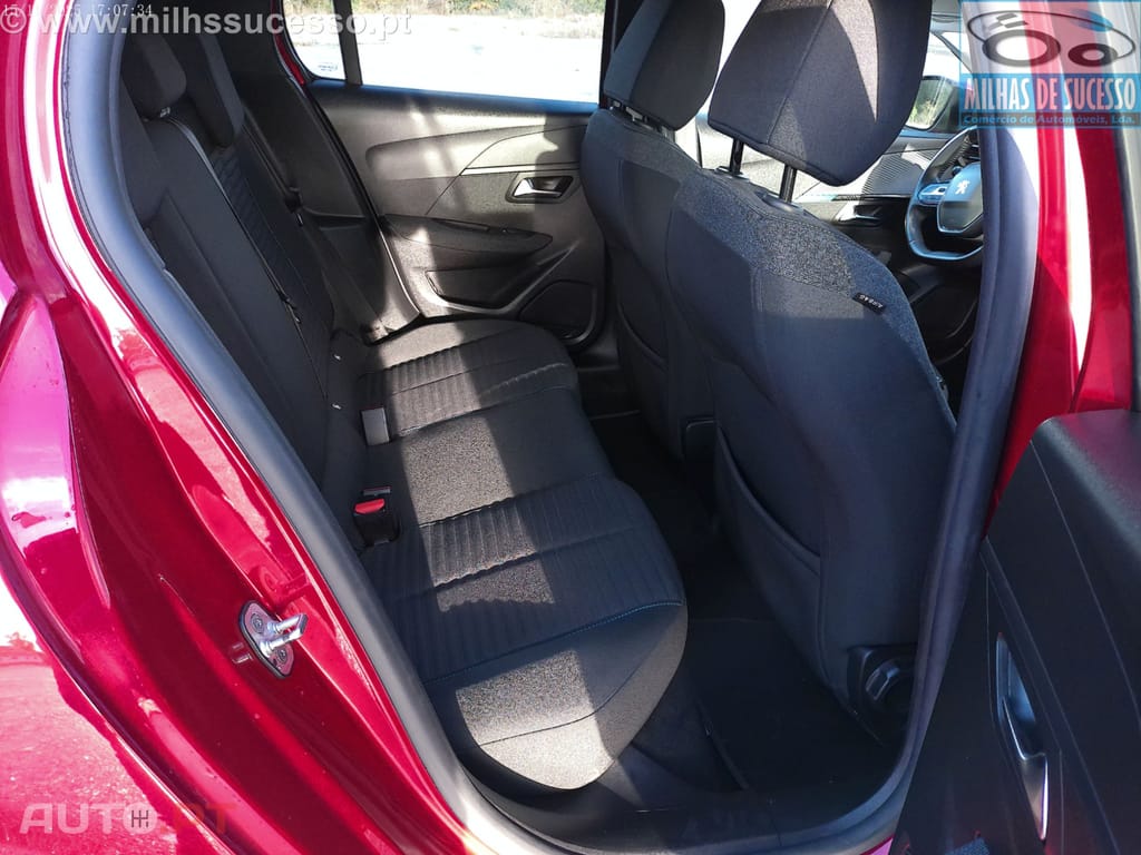 Peugeot 208 1.2 PureTech 101cv STYLE