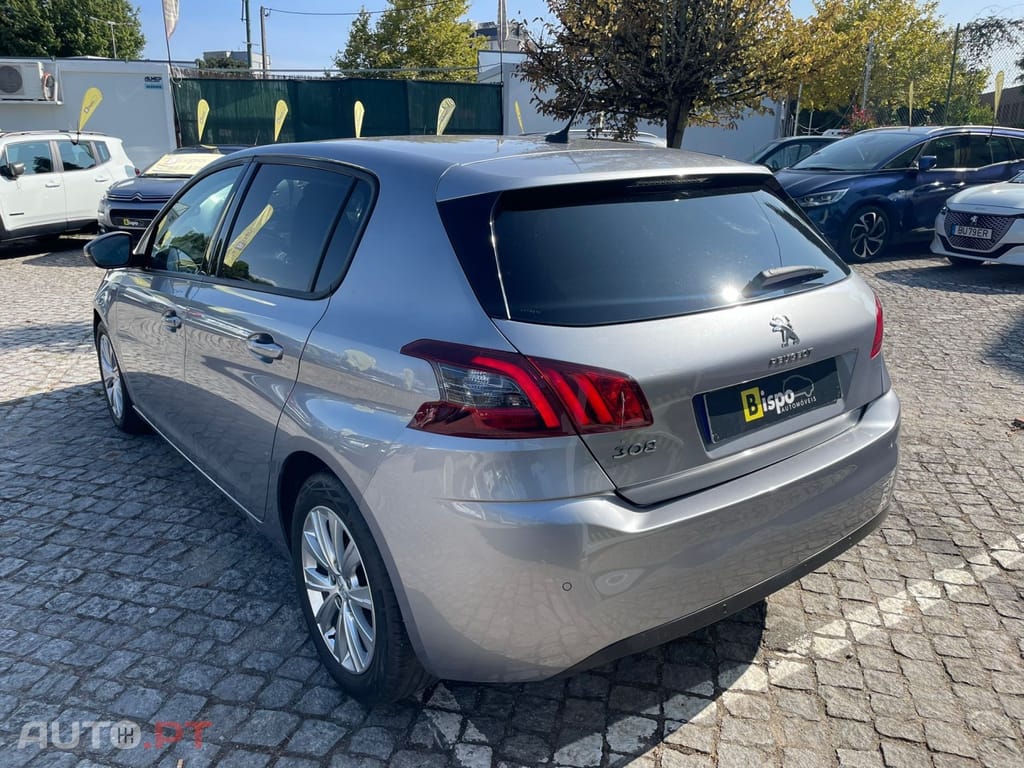 Peugeot 308 1.2 PureTech Style