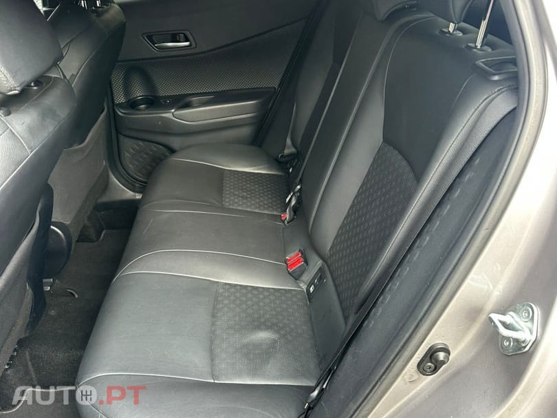 Toyota C-HR 1.8 HSD Exclusive+P.Luxury