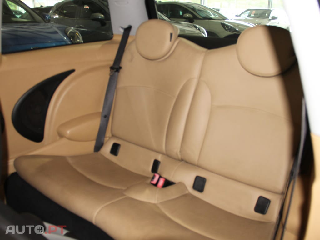 MINI Cooper D