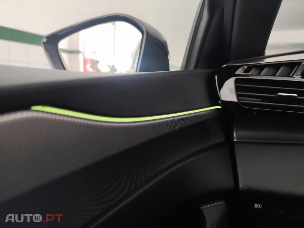 Peugeot E-308 58 kWh GT