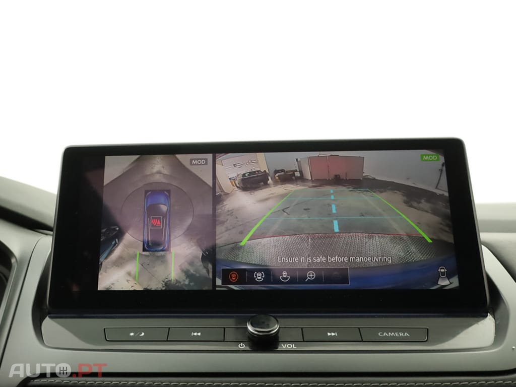 Nissan Qashqai Qashqai 1.3 DIG-T N-Connecta LED Xtronic