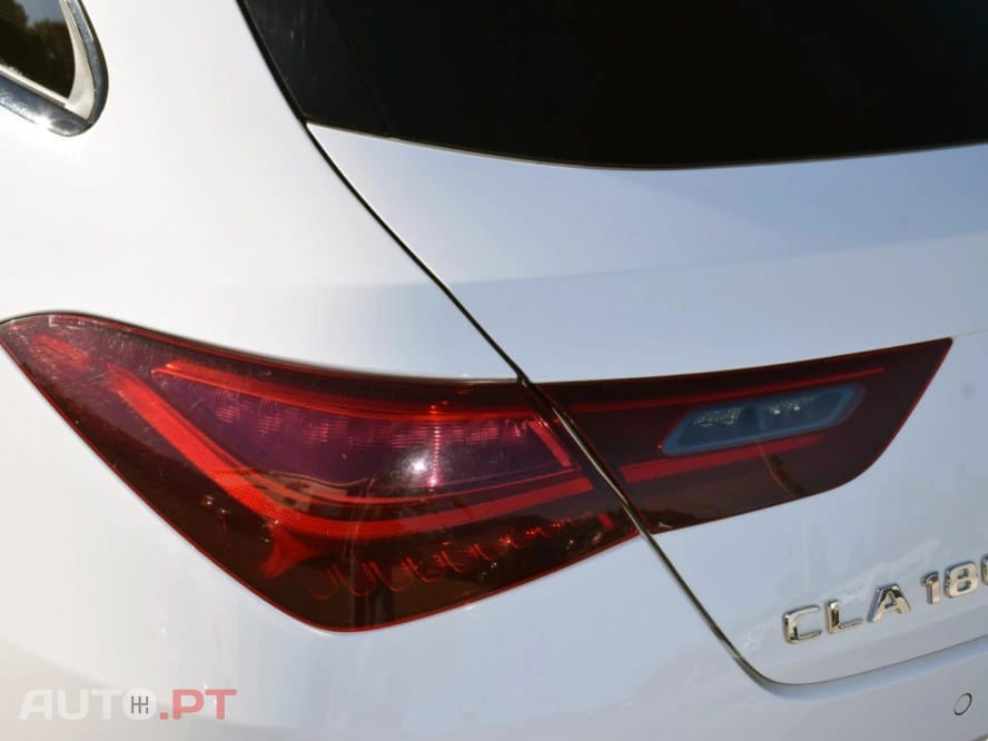 Mercedes-Benz CLA 180 d Shooting Brake AMG Line Aut. 2.0
