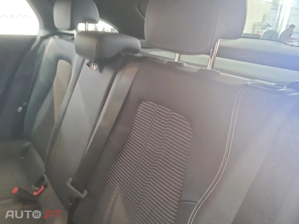 Mercedes-Benz CLA 250 e Shooting Brake Style Plus