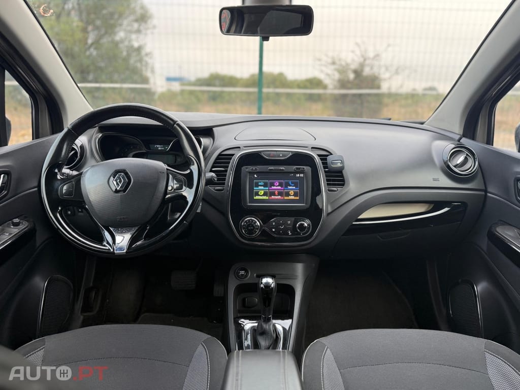 Renault Captur auto