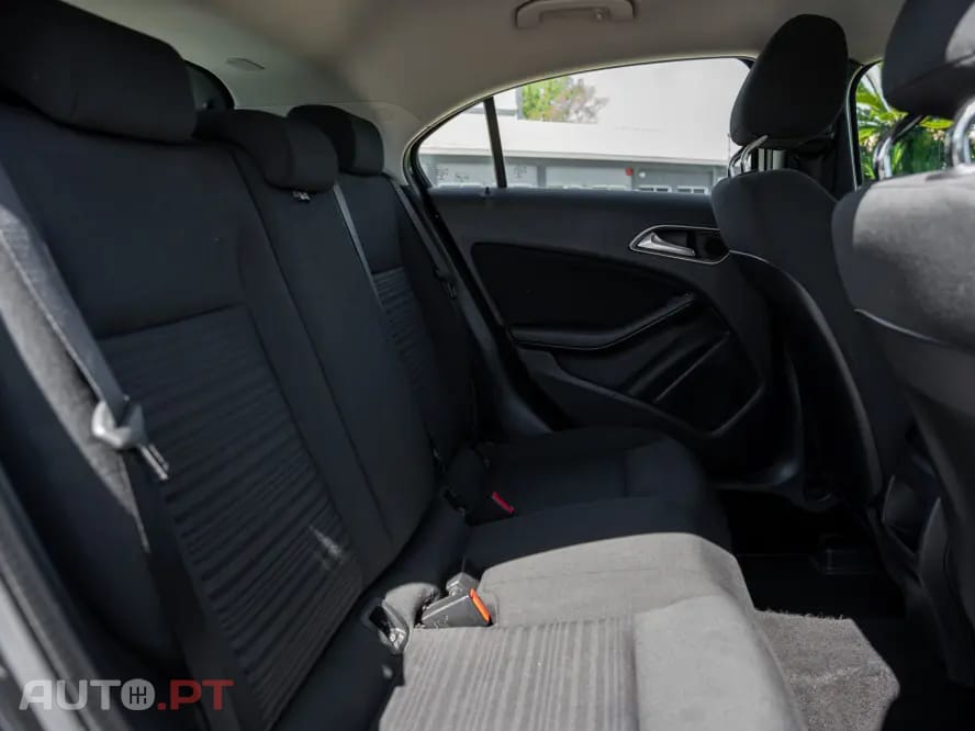 Mercedes-Benz A 180 d Fleet Pack Urban