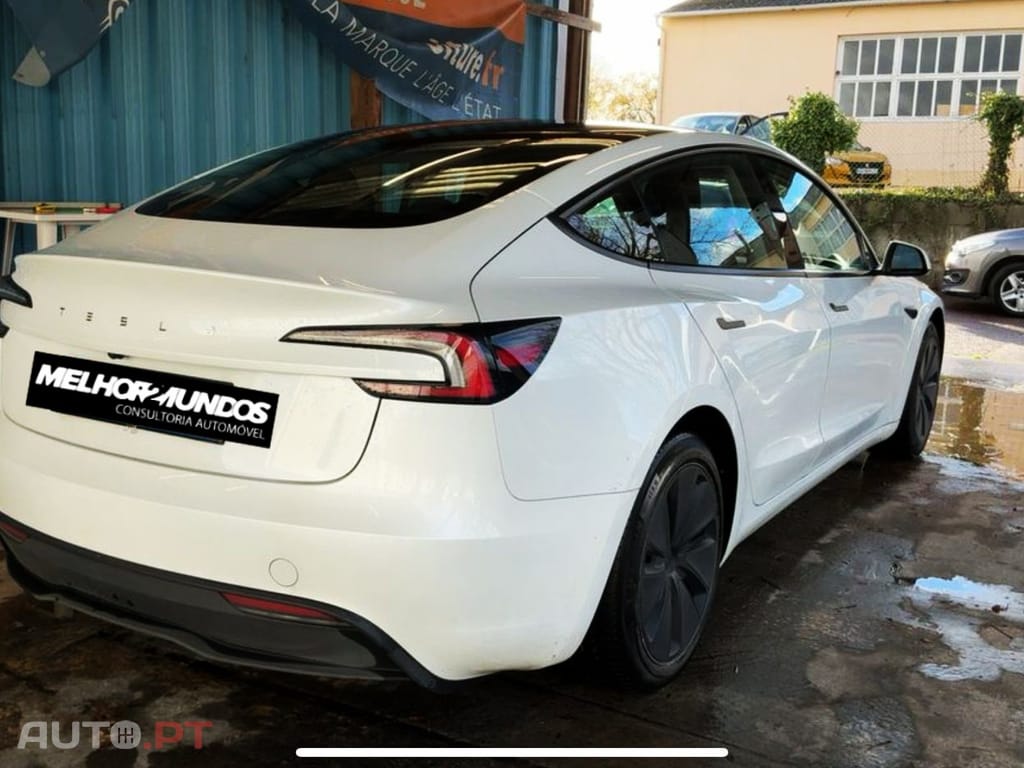 Tesla Model 3 Standard Range