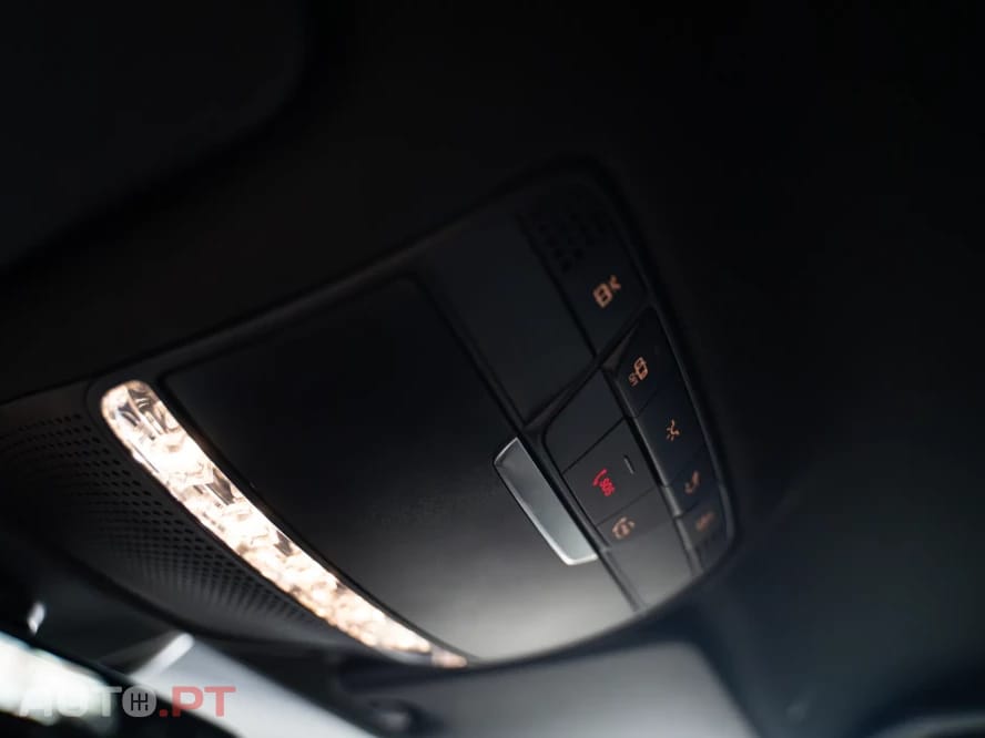 Mercedes-Benz C 300 e AMG Line