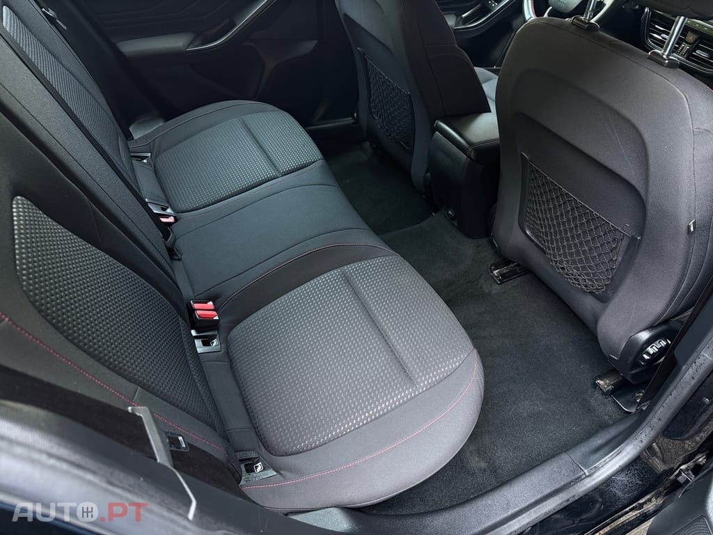 Ford Focus SW 1.5 TDCi EcoBlue ST-Line