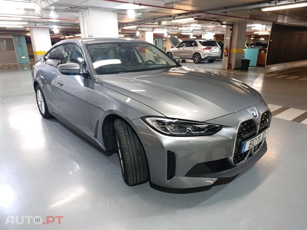 BMW i4 eDrive35