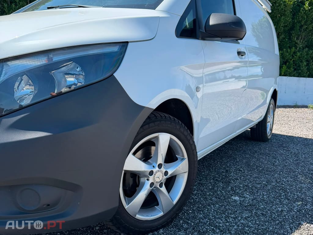 Mercedes-Benz Vito 111 CDi/32