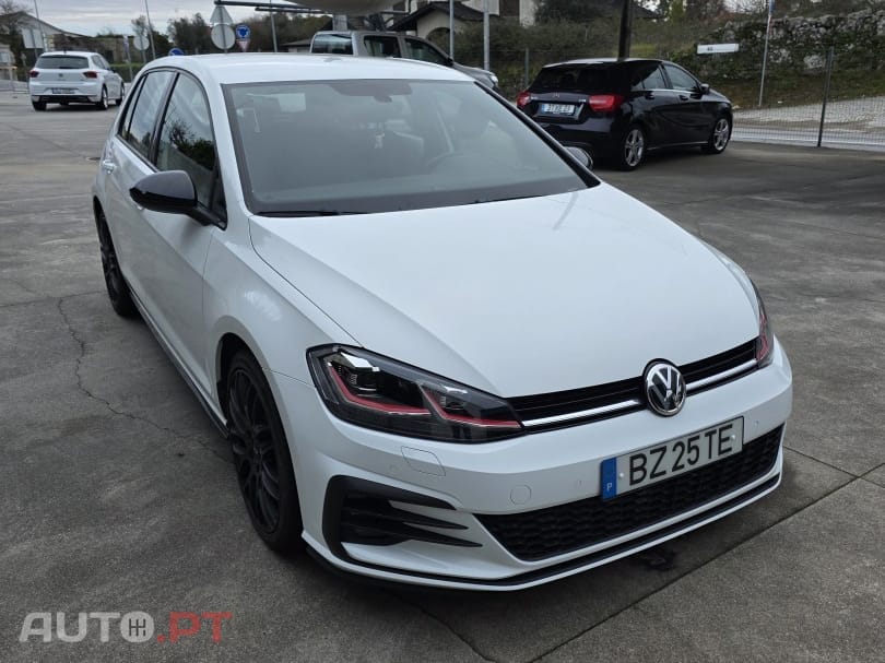 Volkswagen Golf 2.0 TSI GTI