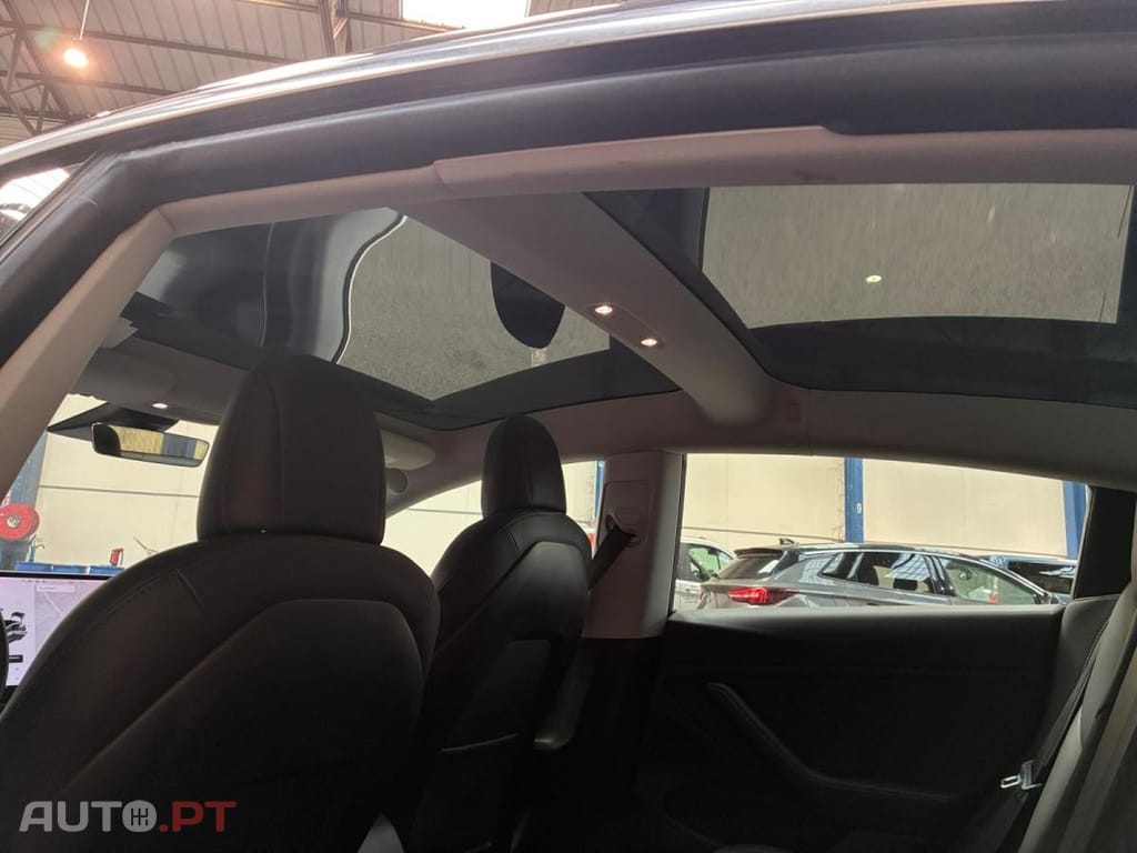 Tesla Model 3 Long Range AWD Dual Motor