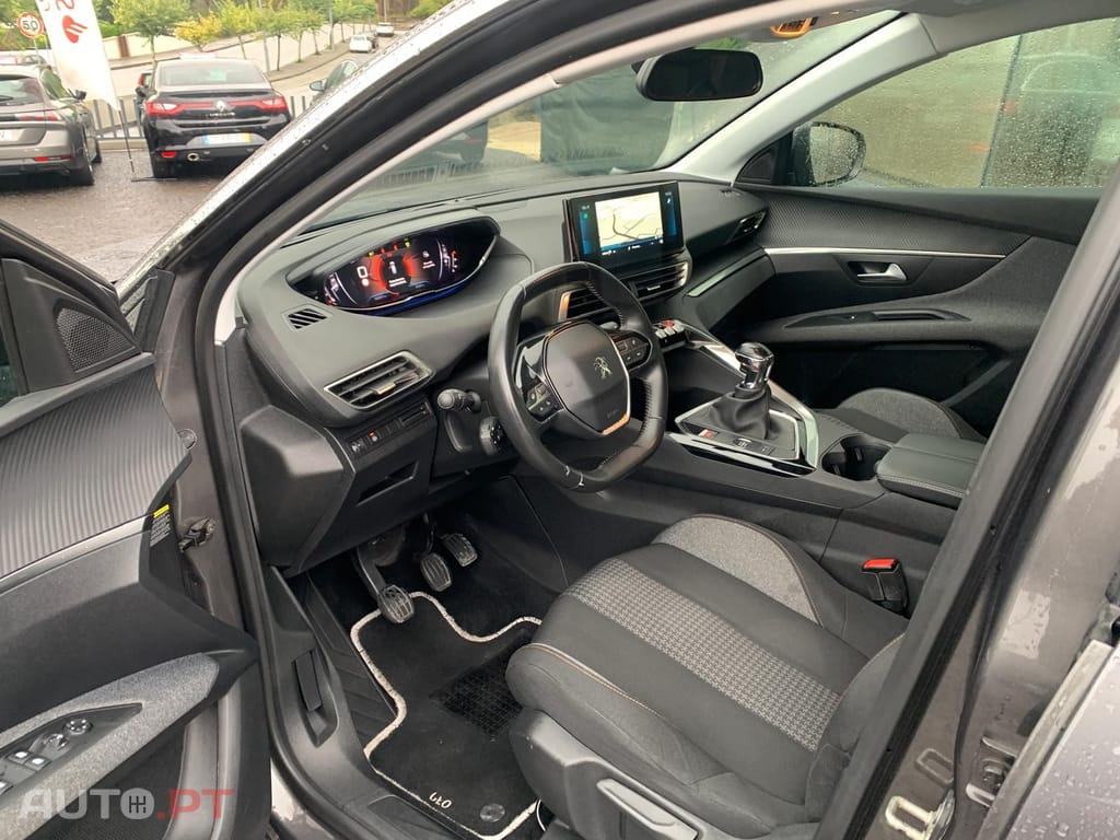 Peugeot 3008 1.5 BlueHDi Active Pack