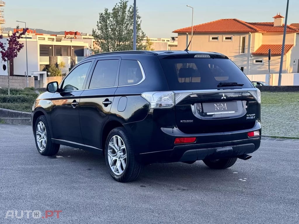 Mitsubishi Outlander 2.0 4WD