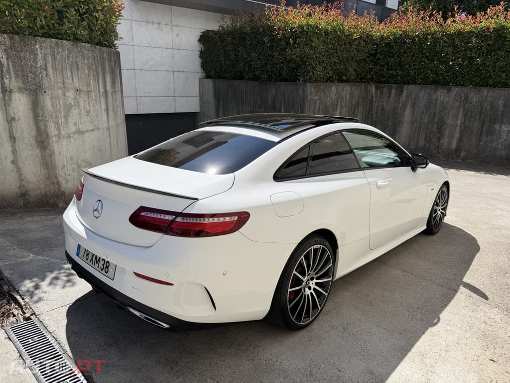 Mercedes-Benz E 220 d AMG Line