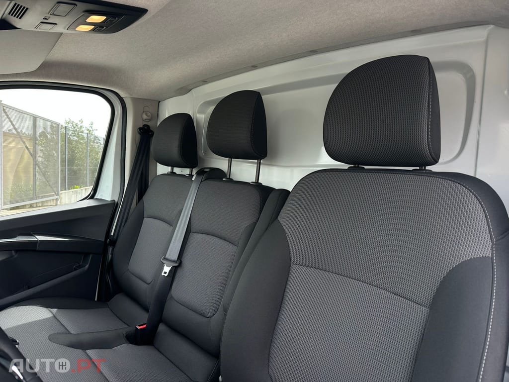 Renault Trafic 2.0 Blue dCi L2 Grand SpaceClass