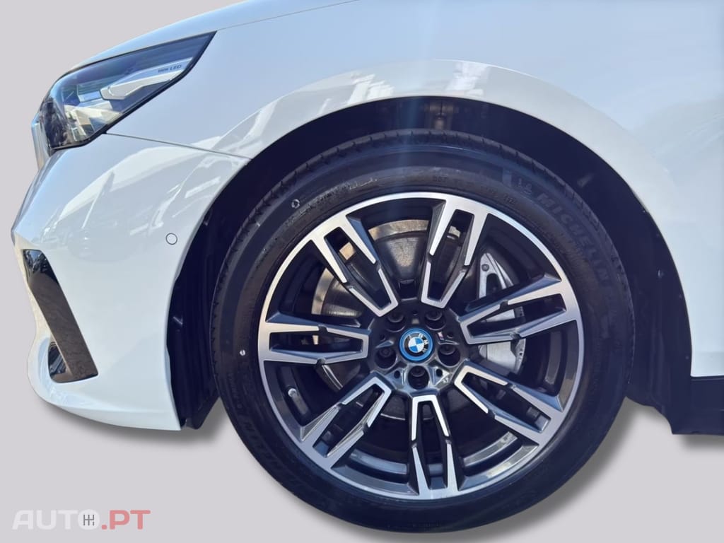 BMW i5 eDrive40 M Sport I.V.A DEDUTIVEL