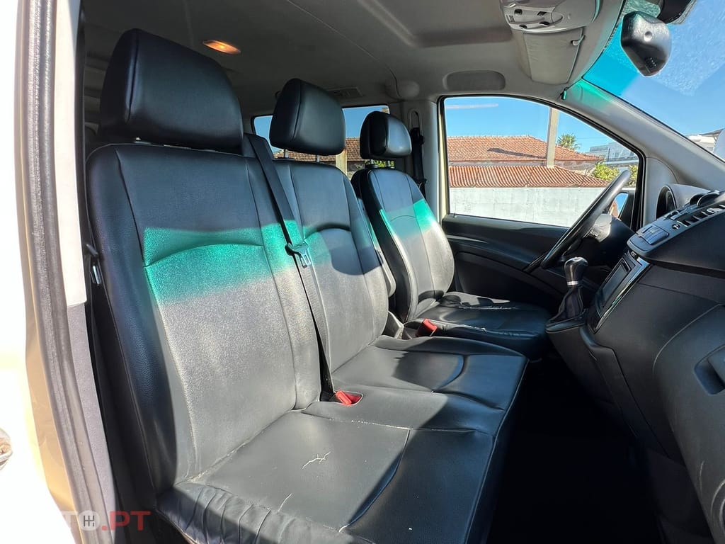 Mercedes-Benz Vito 9 LUGARES
