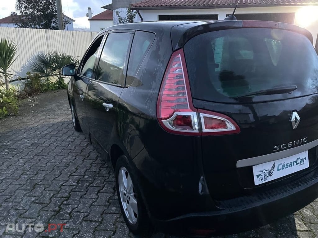 Renault Scénic 1.5 dCi Dynamique S EDC