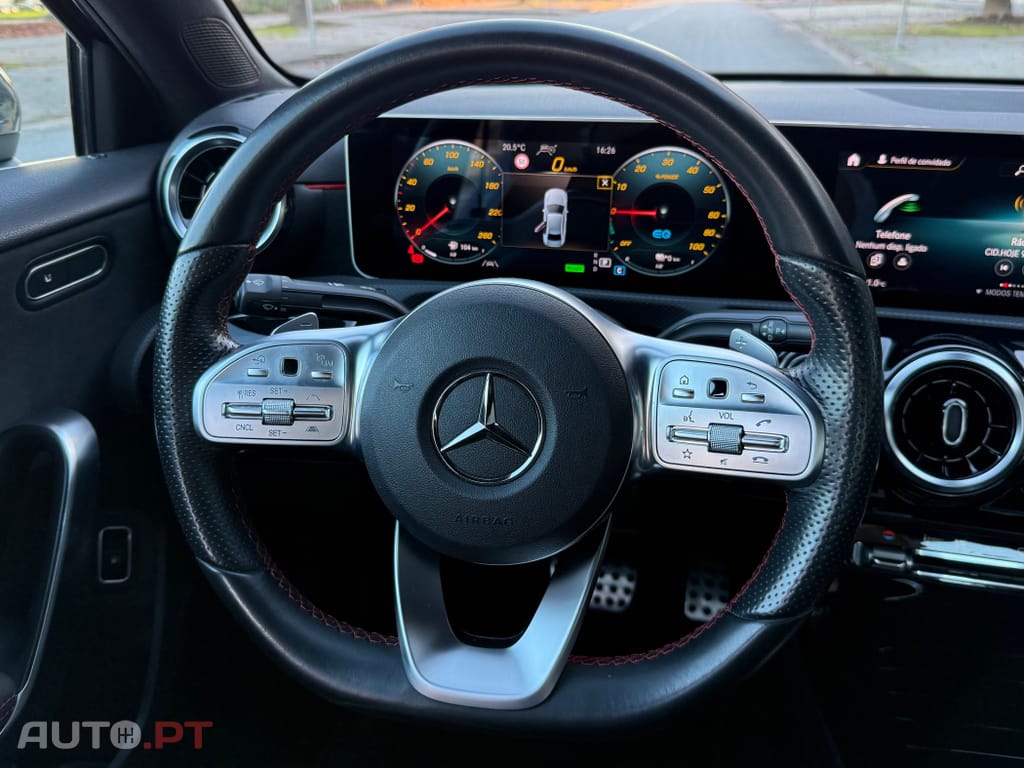 Mercedes-Benz A 250 e 8G-DCT AMG Line