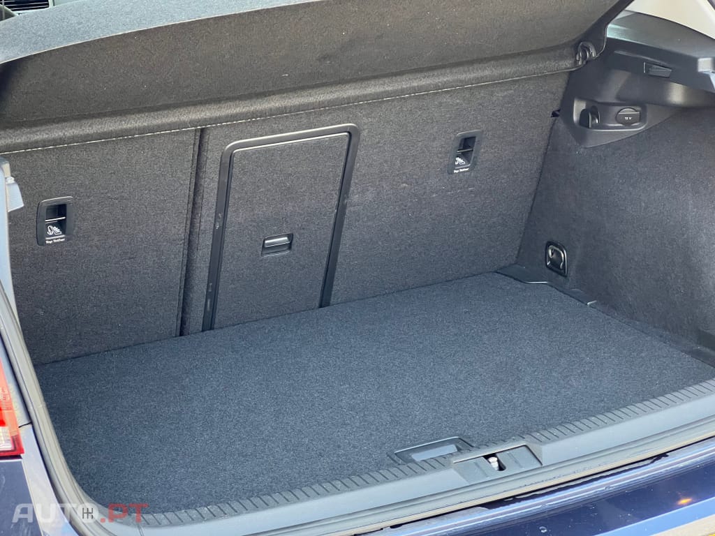 Volkswagen Golf 1.6 TDi Confortline