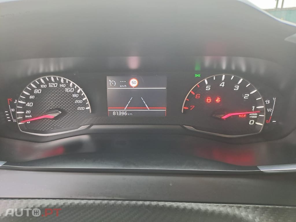 Peugeot 2008 1.2 PureTech Allure