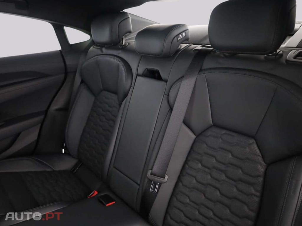 Audi E-Tron GT I.V.A DEDUTIVEL 