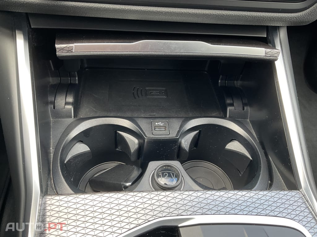 BMW 330 e Pack M Auto