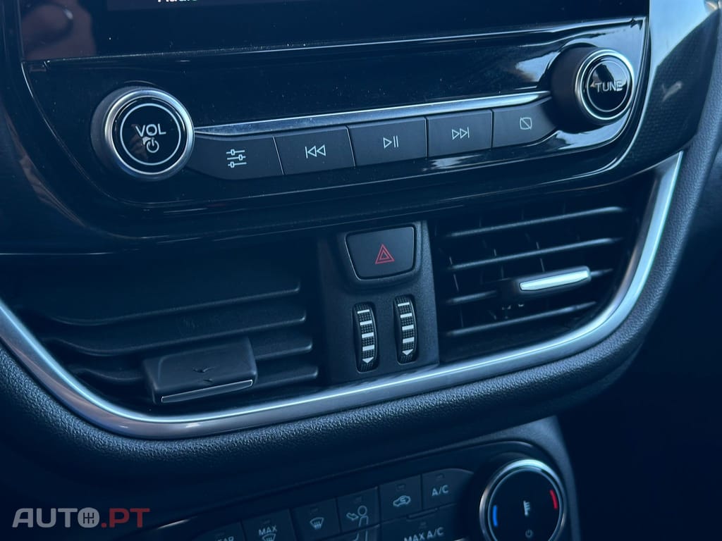 Ford Puma 1.0 EcoBoost MHEV ST-Line