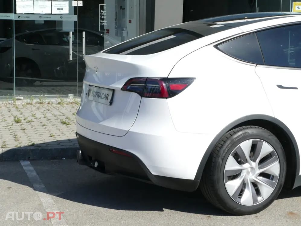 Tesla Model Y Tração Traseira