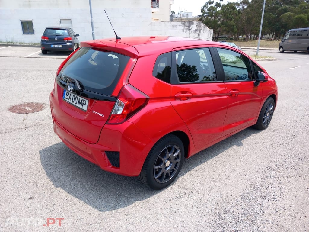 Honda Jazz 1.3 I-VTEC Comfort+Connect Navi
