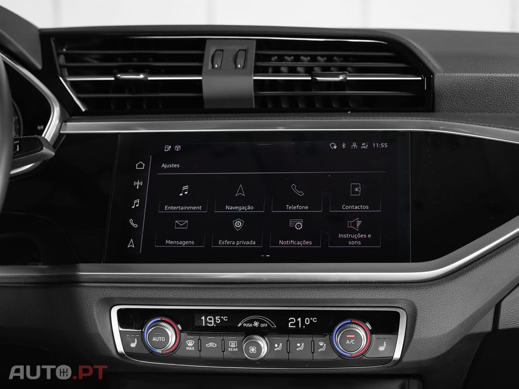 Audi Q3 45 TFSIe S line S tronic