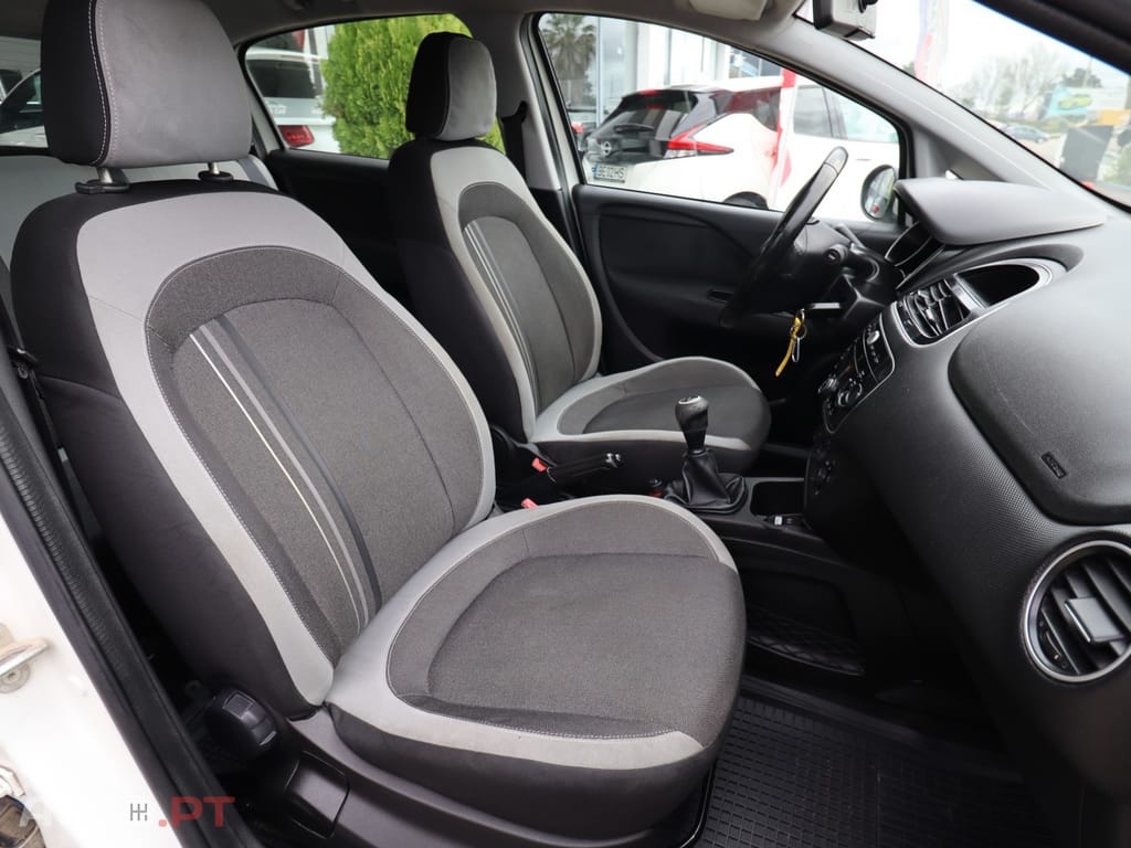 Fiat Punto 1.3 M-jet 4Fleet Start&Stop — fotografia 11