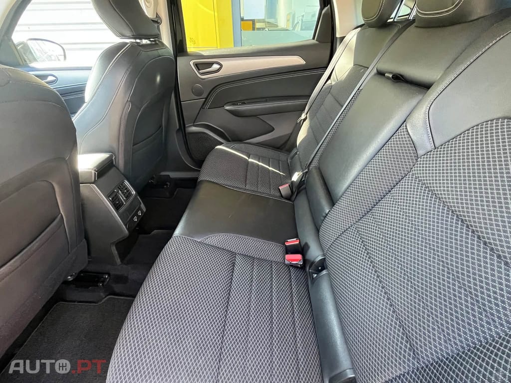 Renault Arkana 1.3 TCe Evolution EDC