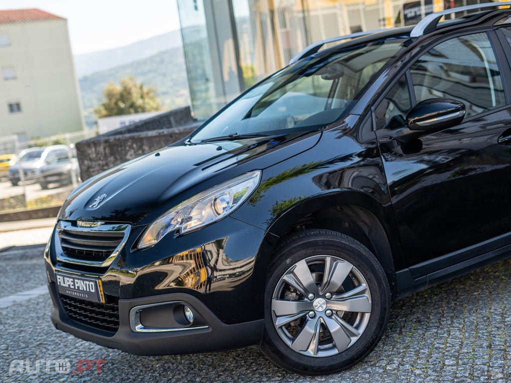 Peugeot 2008 1.2 PureTech Style
